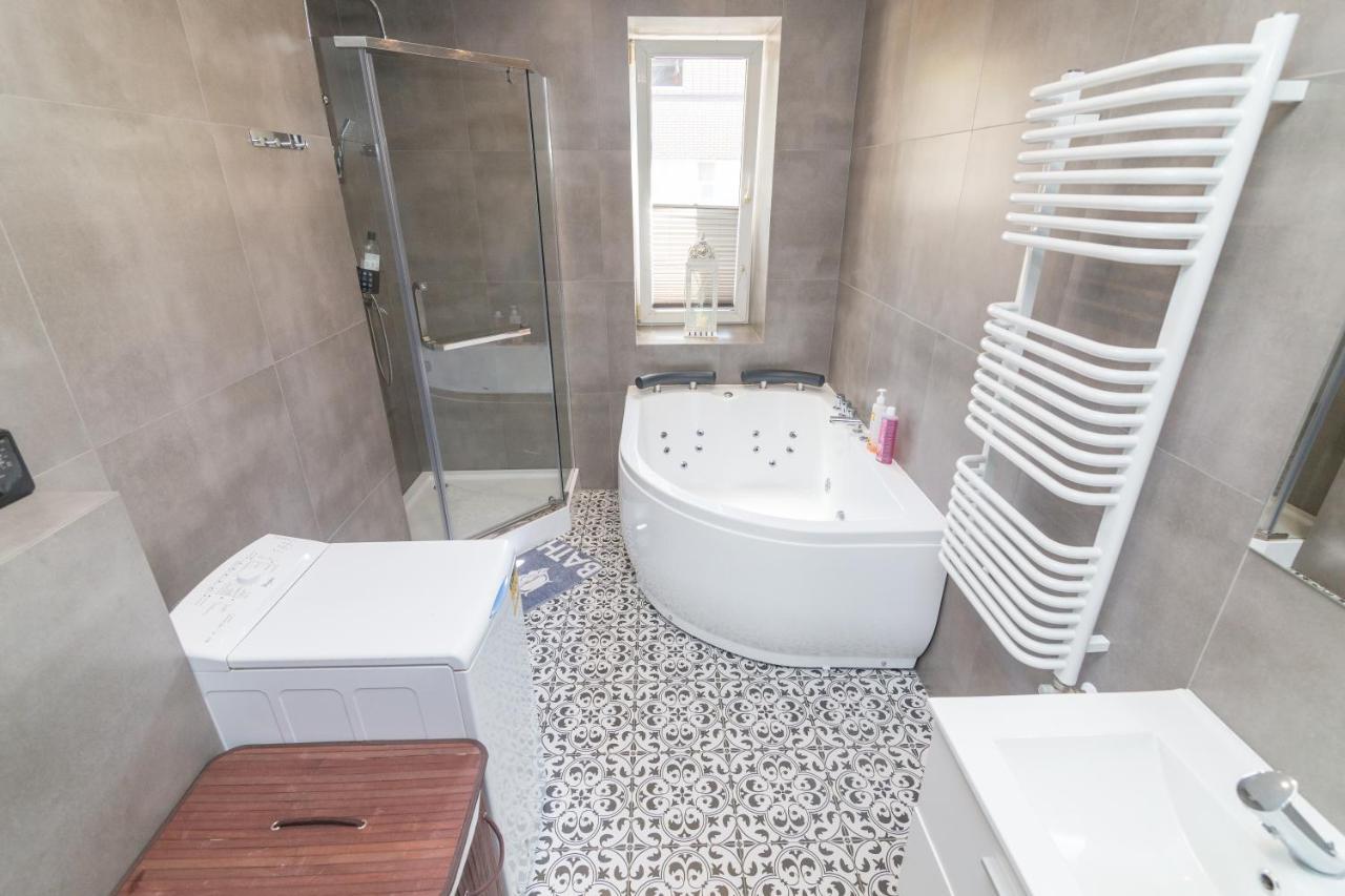 Apartament z jacuzzi Hel Exterior foto