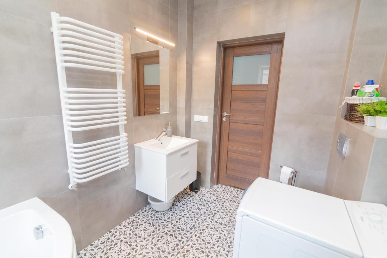 Apartament z jacuzzi Hel Exterior foto
