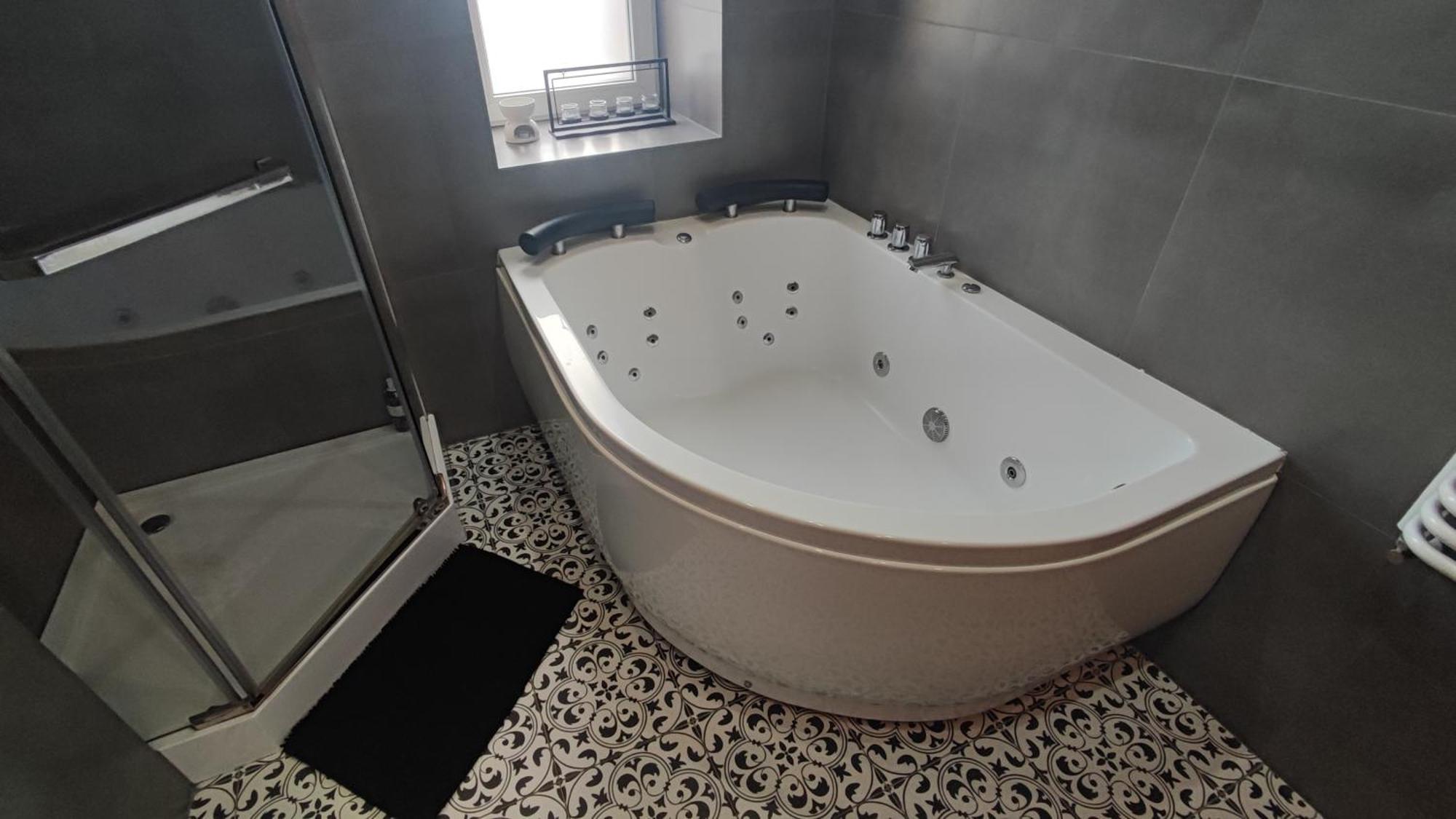 Apartament z jacuzzi Hel Exterior foto